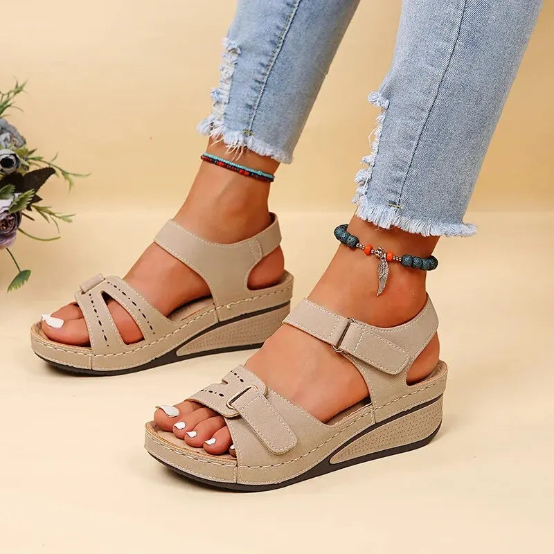 Orthopädische Sandalen für Damen